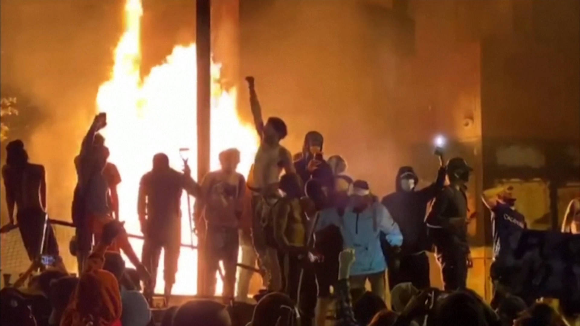 “It Was Murder”: Minneapolis Demands Charges in Police Killing of George Floyd, Calls to Defund Cops