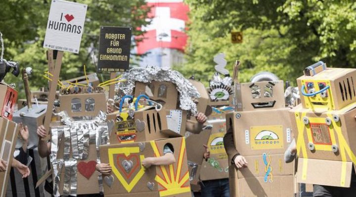 Bedingungsloses Grundeinkommen: Lasst die Roboter arbeiten