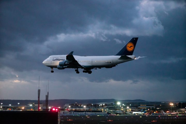 Bundesregierung hat bei Lufthansa-Deal schlecht verhandelt
