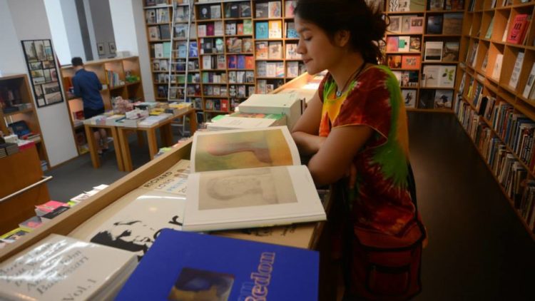 librería - Bo Lind Knudsen