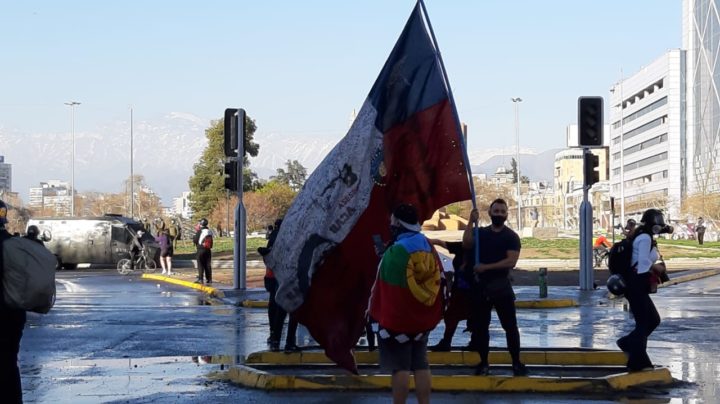 Plaza Dignidad - Claudia Aranda