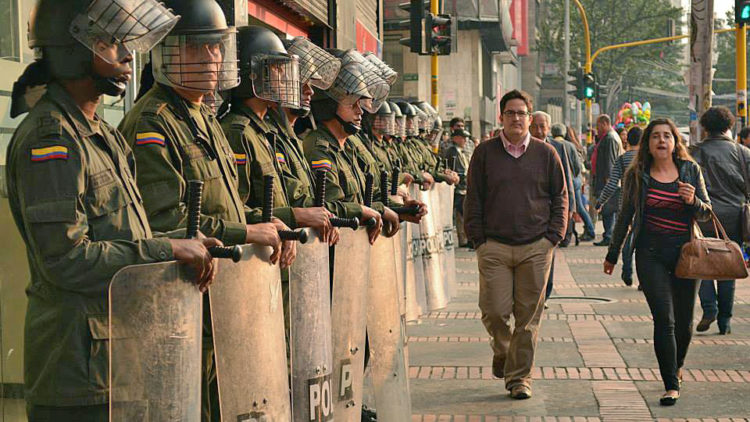 S.O.S. pour Iván Cepeda et la démocratie