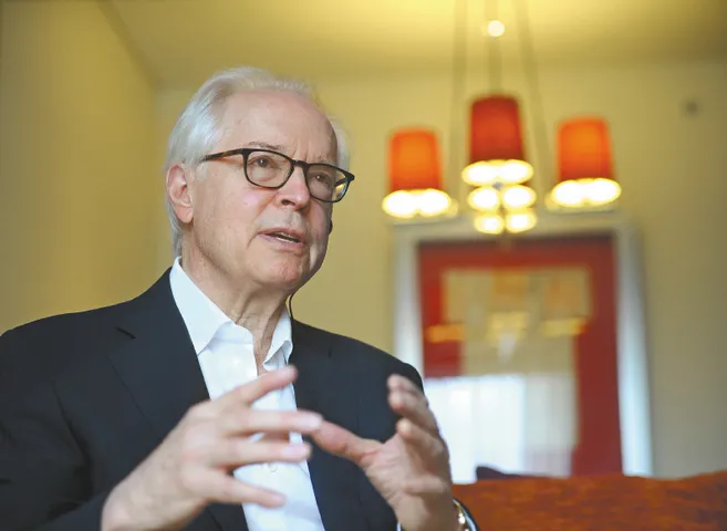 Bernard Aronson - El Espectador