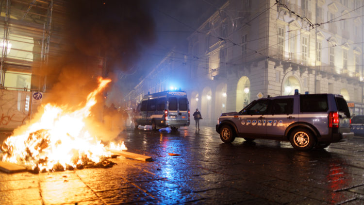 Disordini a Torino