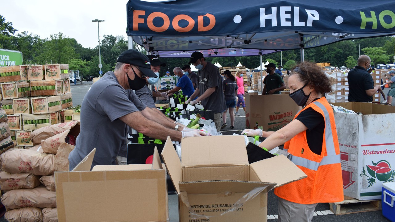 ‘Hunger Like They’ve Never Seen It Before’: US Food Banks Struggle as 1 in 6 Families With Children Don’t Have Enough to Eat
