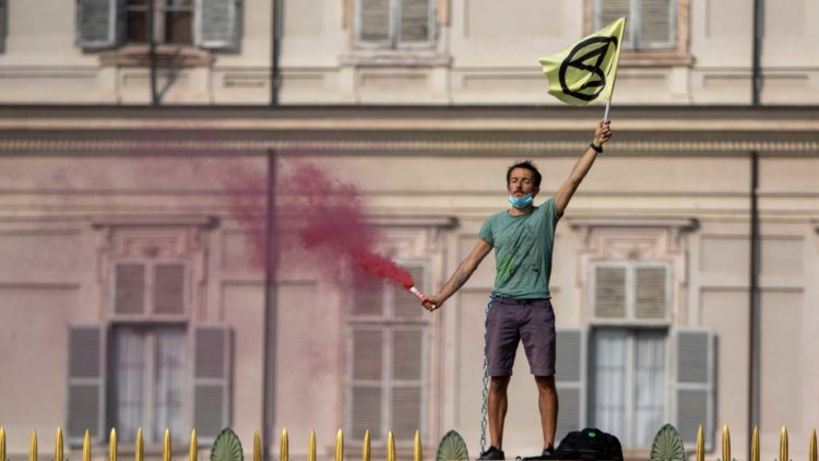 Extinction Rebellion Torino: multe e denunce