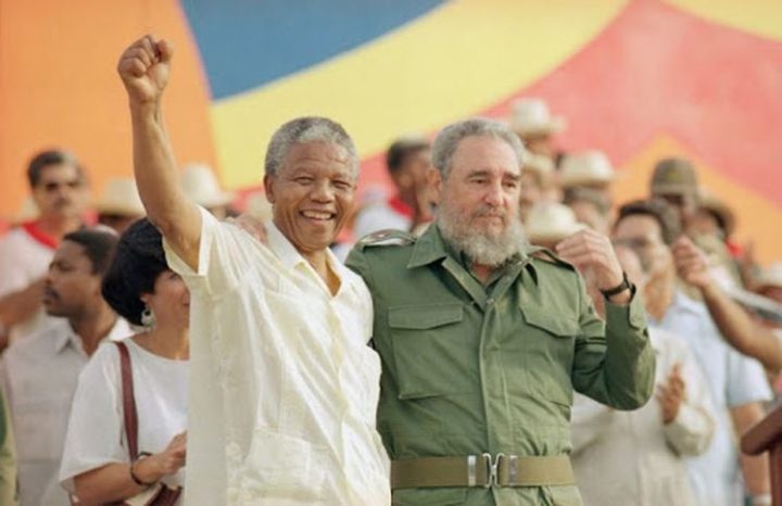 Mandela con Castro