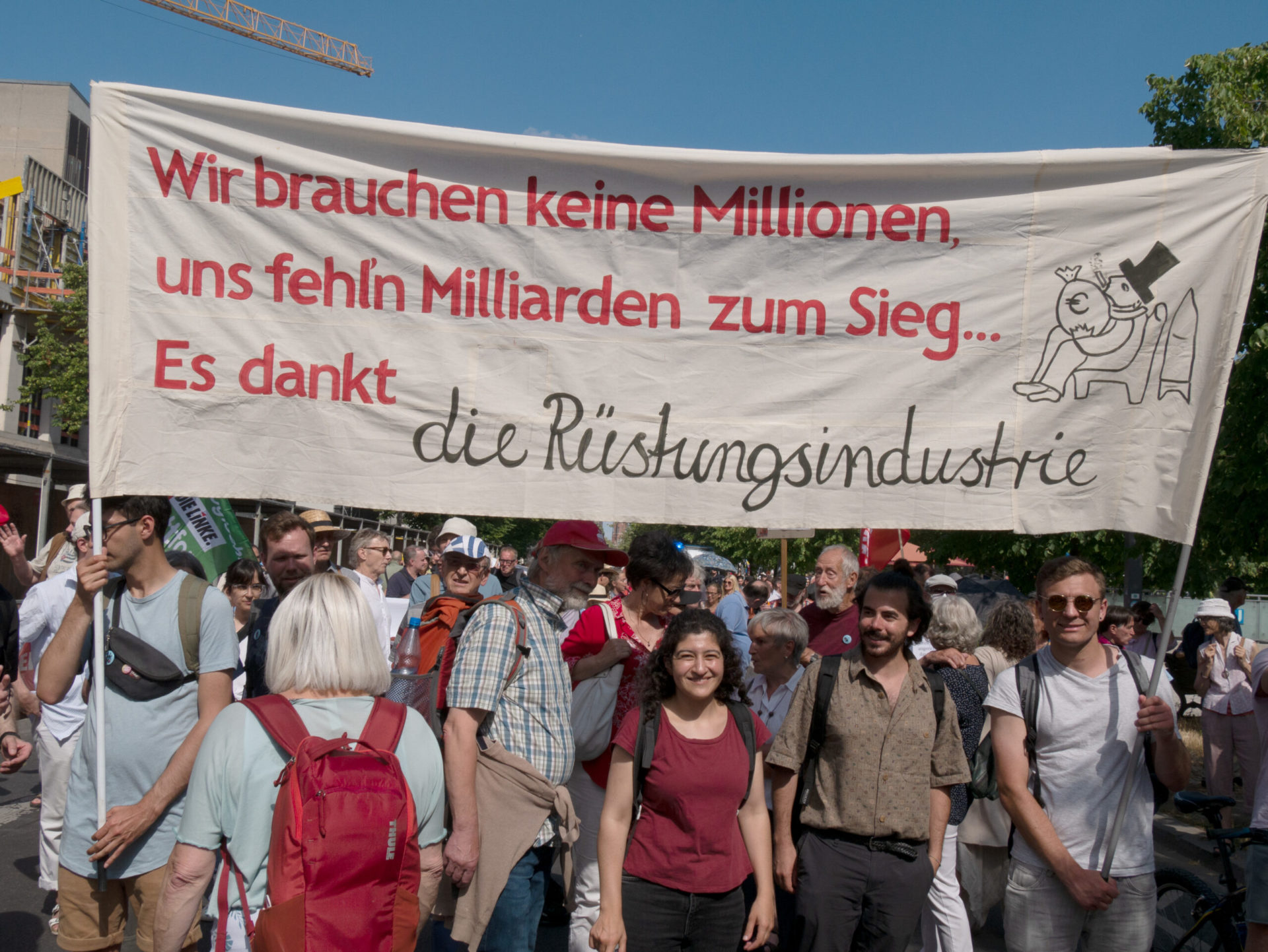Eine Wende ist nötig – aber eine ganz andere! (Ein Rückblick auf die „Zivile Zeitenwende”-Demo vom 2. Juli 2022 in Berlin)