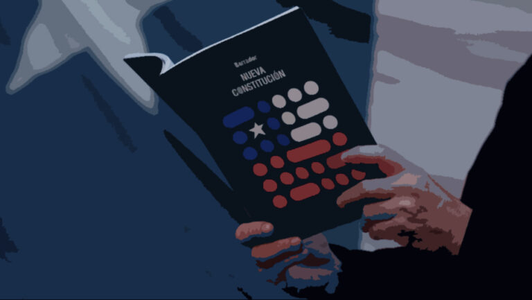 Constitución con calculadora en mano