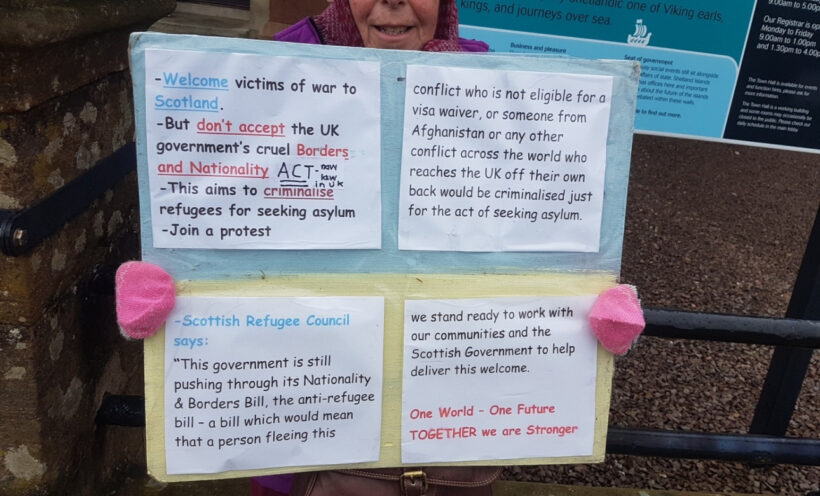 Les revendications contre la loi anti-immigrants anglaise