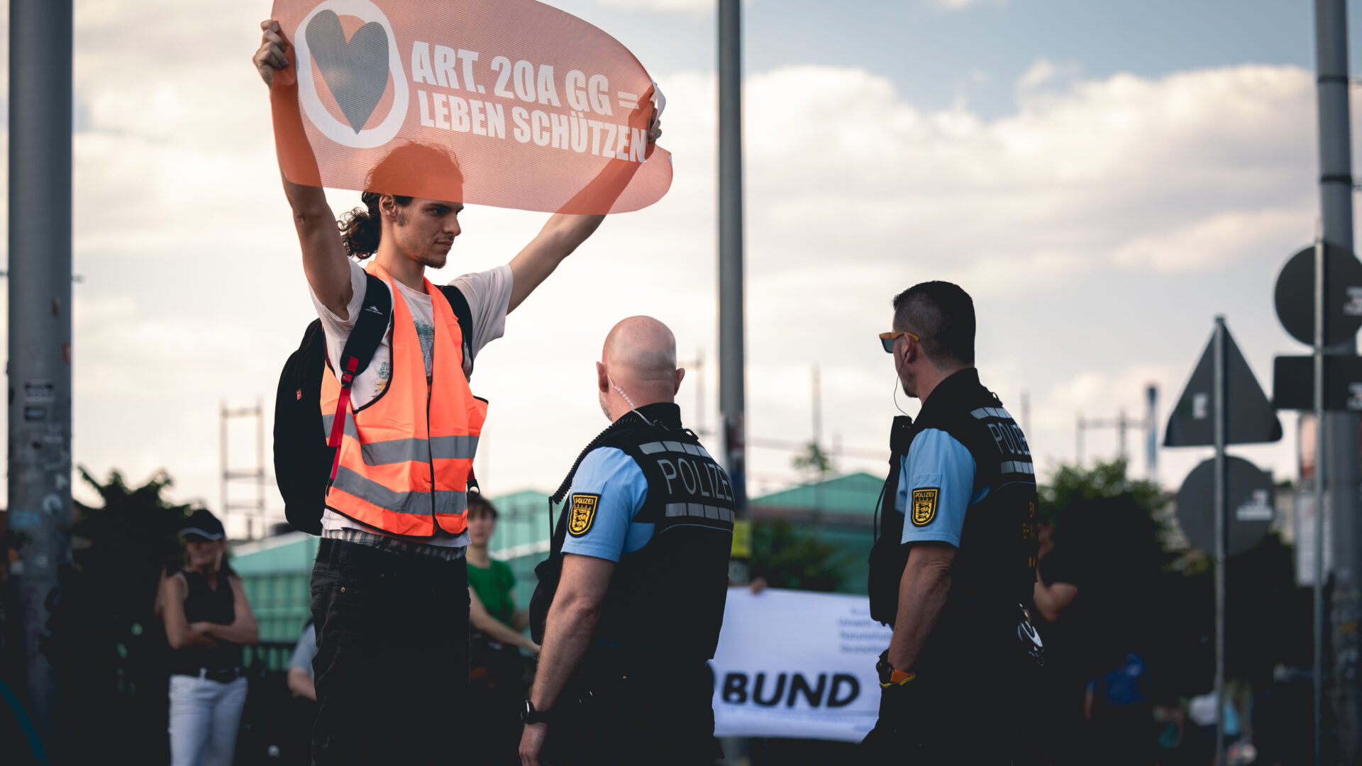 FIfF fordert Einstellung des Verfahrens gegen die „Letzte Generation“ und die Abschaffung von §129