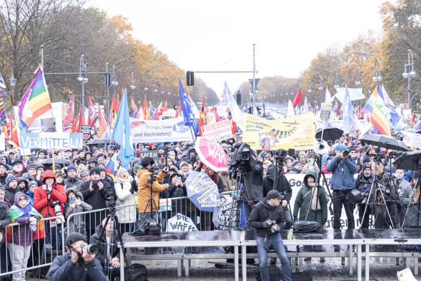 Die bundesweite Demonstration am 25.11.: Eindrucksvoller Protest gegen Kriegspolitik