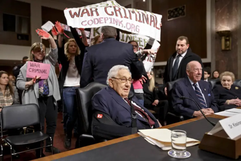 Für die Medienelite war der Kriegsverbrecher Henry Kissinger ein großer Mann