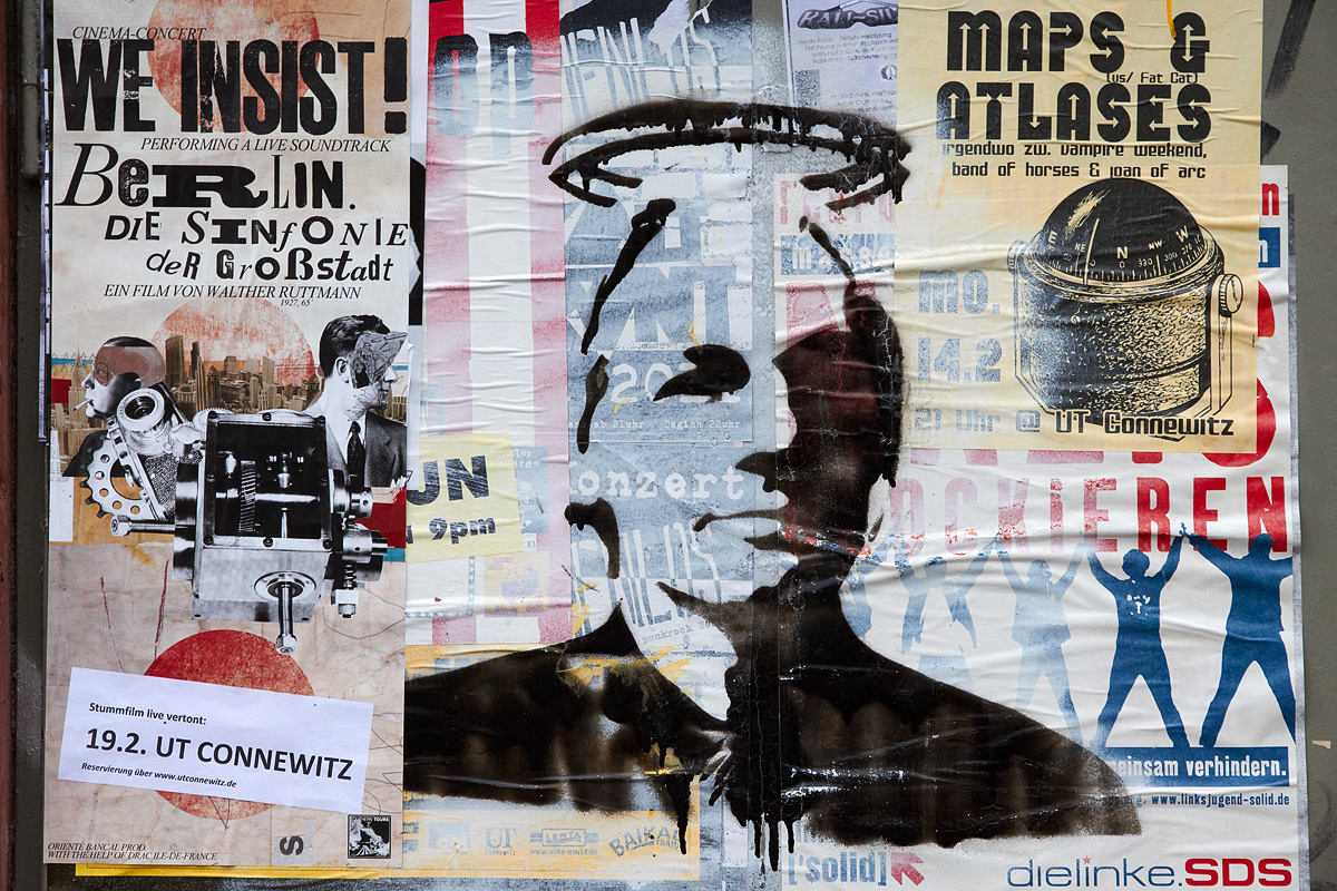 Julian Assange Murales