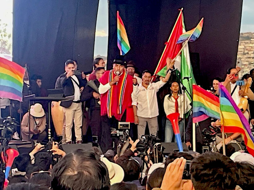 Leonidas Iza en una concentración.