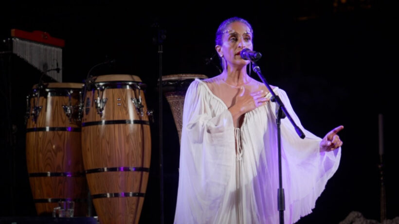 Re-Imagine Peace: die israelische Sängerin Noa ruft in Florenz zur Beendigung des Krieges auf