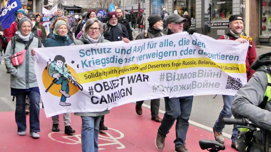 Ohne Vernunft und Mitgefühl - Patriarchale Gewalt droht die Welt zu zerstören