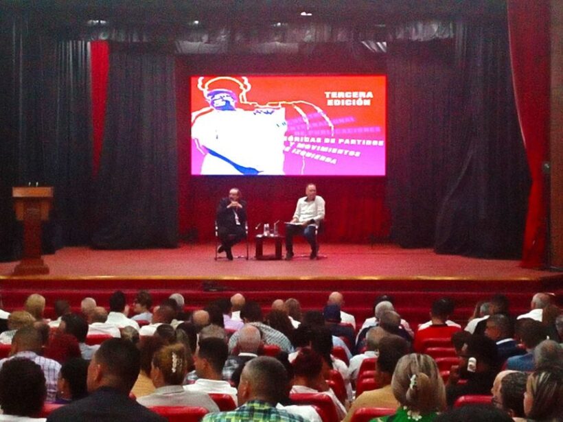 “Un tempo sconcertante e imprevedibile”. Lectio magistralis a Cuba di Ignacio Ramonet.