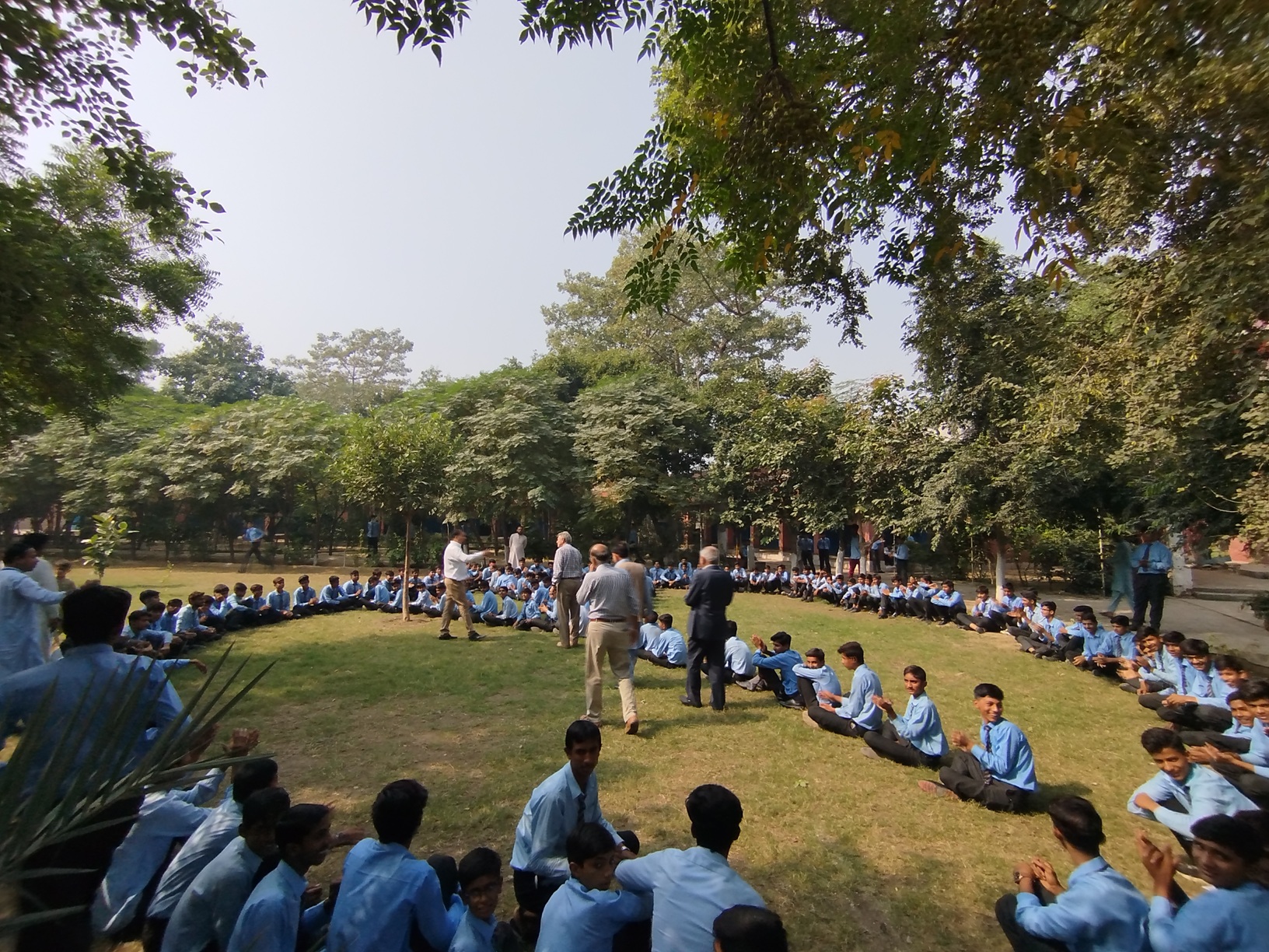 Transcending the Borders: A Virtual Meeting Between India and Pakistan
