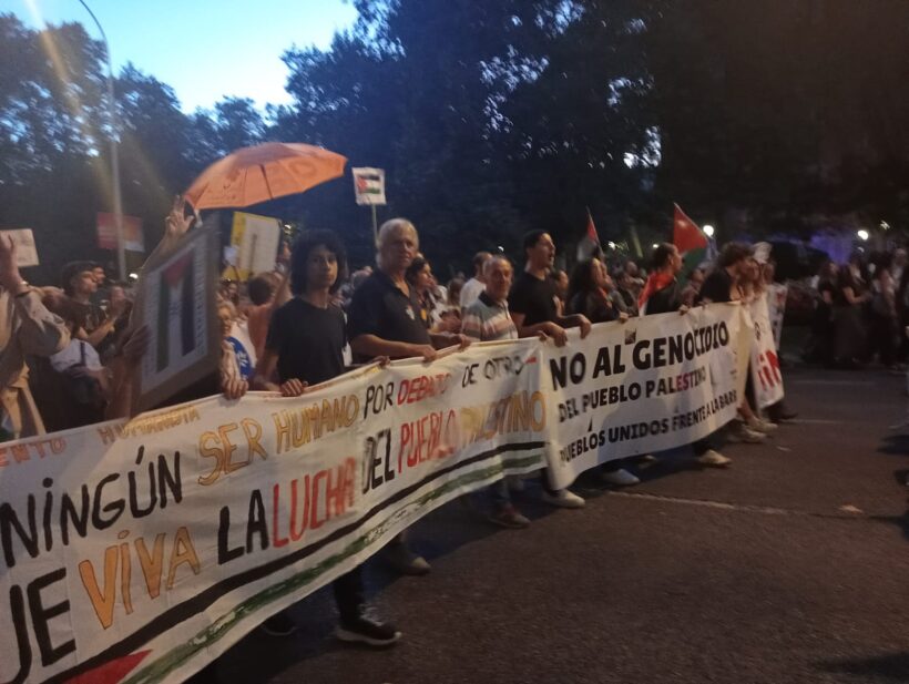 NO a las guerras libertad pueblo palestina y de la gente de la Flotilla