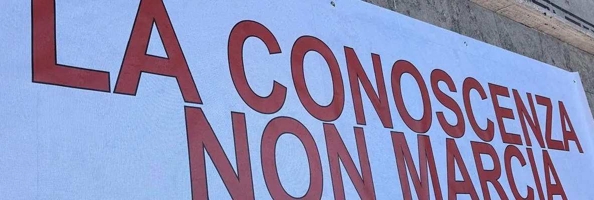 striscione della campagna