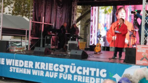 „Nein zum Kriegsdienstzwang – Ja zur Friedensfähigkeit“: Margot Käßmanns Rede in Stuttgart