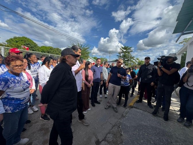 MIENTRAS CRECE LA AMENAZA MILITAR CONTRA VENEZUELA  Nicolás Maduro: “Siempre hemos apostado por el diálogo y la paz”