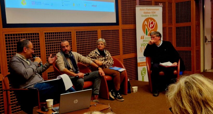 i relatori alla proiezione di Senza Tremori a Città studi, Biella Da sin: Marco Cassisa, Ettore Macchieraldo, Luisa Dodaro e Luciano Manicardi