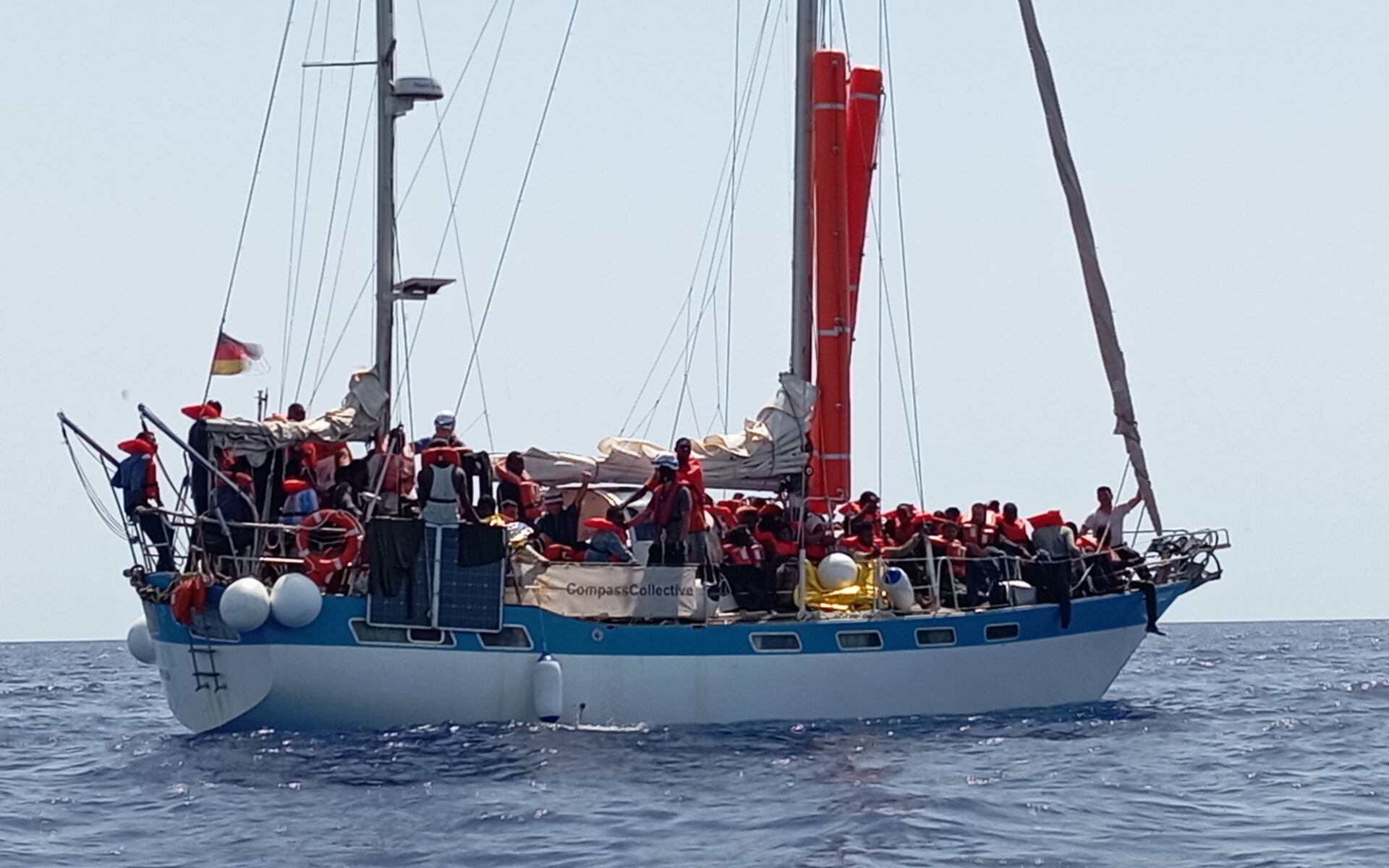 Gasinsel verweigert Übergabe von 53 Schutzsuchenden an NGO-Boot vor Tunesien