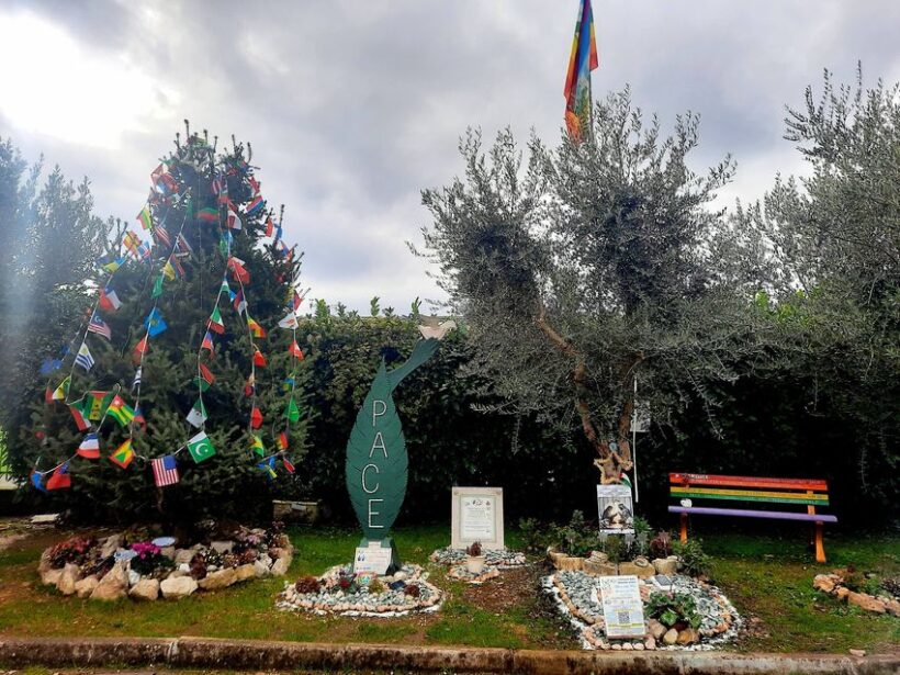 albero di natale pacifista