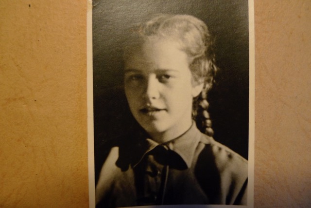 Gnade oder Fluch? Der Spruch von der „Gnade der späten Geburt“ gehört vom Kopf auf die Füße gestellt