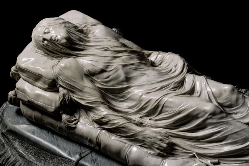 Il Cristo Velato della Cappella Sansevero apre eccezionalmente al tatto per una visita dedicata a non vedenti e ipovedenti. Un’iniziativa che trasforma l’arte in esperienza sensoriale e inclusiva.