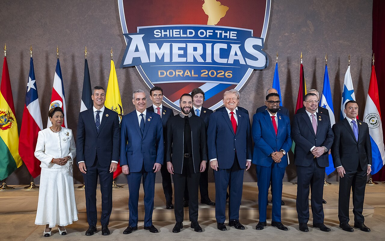 Uploaded a work by Casa Presidencial El Salvador from https://www.flickr.com/photos/fotospresidencia_sv/55137720097/ with UploadWizard