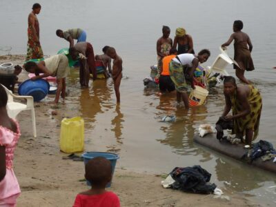 Oxfam_East_Africa_-_The_Congo_River_is_a_lifeline,_but_also_a_huge_threat
