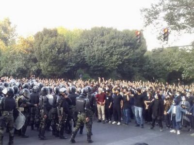 proteste Iran polizia