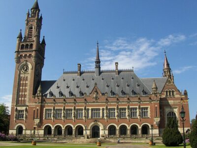 956px-Peace_Palace_(Vredespalais)_-_Houses_the_International_court_of_Justice_-_the_principal_Judiciary_body_of_the_United_Nations_(34402091225)