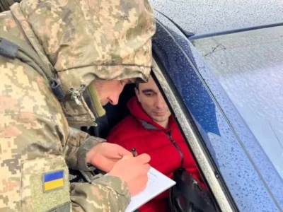Ucraina controllo documenti del servizio di reclutamento di leva