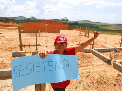 La ocupación de mujeres sin tierra en Lagoa Santa (Minas Gerais), revitalizó el debate sobre la reforma agraria.