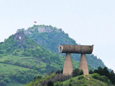 AgronBeqiri, Monumenti i krijuar në ish-Jugosllavinë.wikimedia