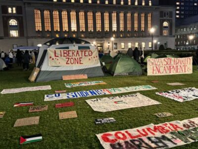 Columbia students stage outdoor occupation at 4 a.m. on April 17