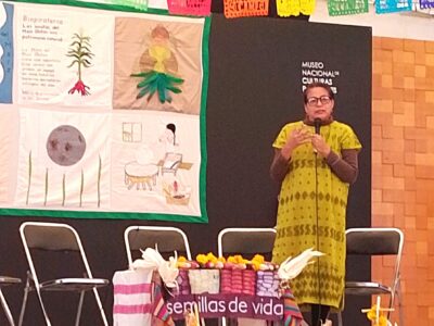 encuentro un mismo panel