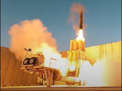 Mit Arrow 3 und G95 – endlich der Griff zur Weltmacht!