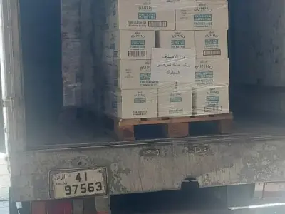 camion bloccato alla frontiera con aiuti alimentari