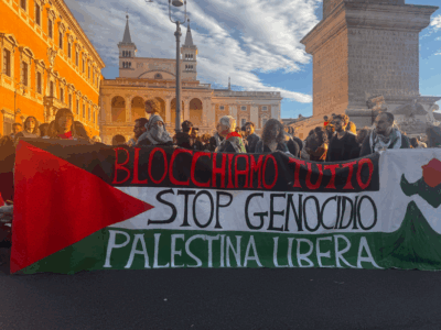 striscione Palestina libera