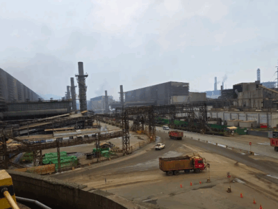 Das Industriegebiet Weda Bay im Osten Indonesiens. (© Wufei Yu für «Grist»)