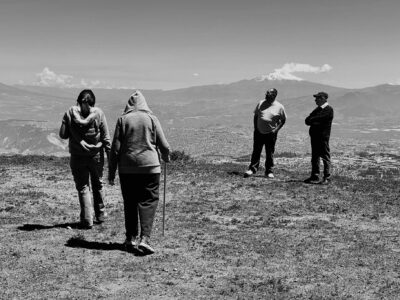 Panorámica, cerca de la mitad del mundo (Latitud 0) en Quito