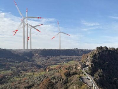 paesaggio con pale eoliche rit