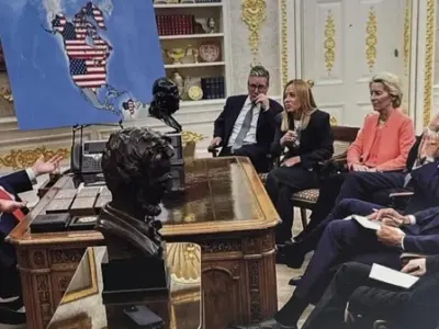 Mappa geografica USA modificata con inclusione di Canada, Groenlandia e Venezuela Bolivariano