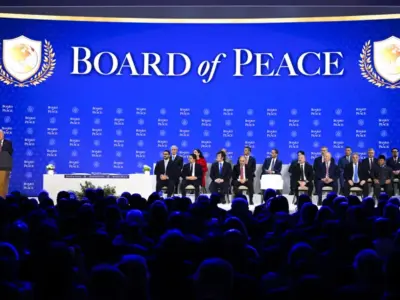 Trump stellt offiziell sein Board of Peace vor, ... 
(www.middleeastmonitor.com)