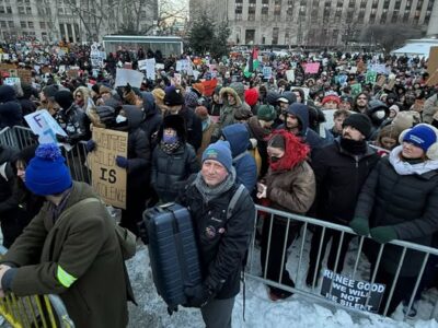 maniferstazione anti ICE